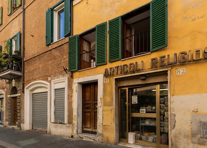 Vatican Borgo Gem * Rome