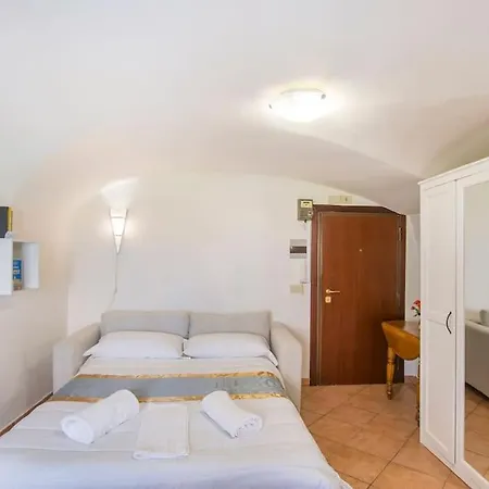 Vatican Little Appartement *